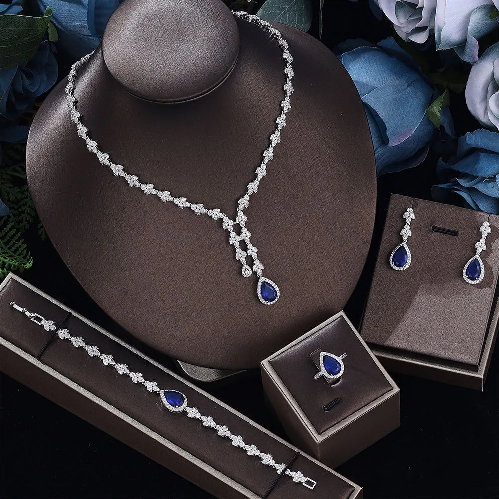 New look high quality jewelry set that is light on the neck