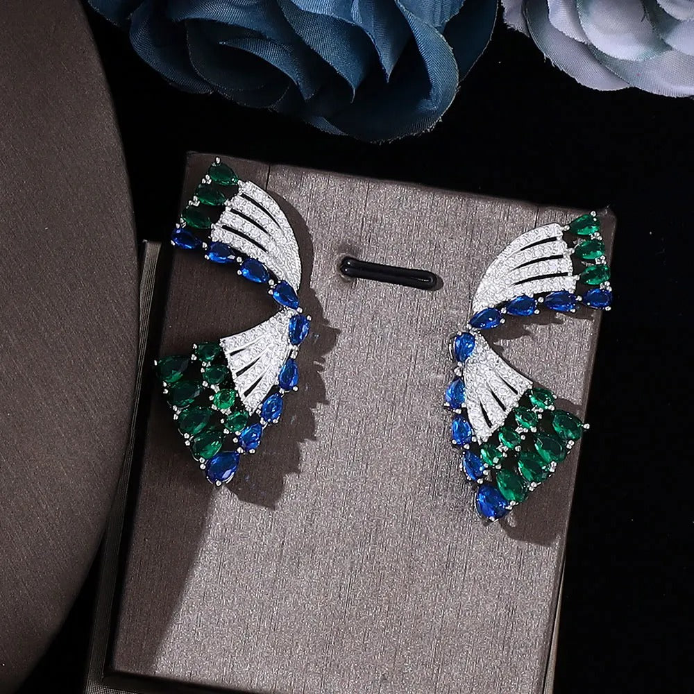 Very luxurious zirconium jewelry set